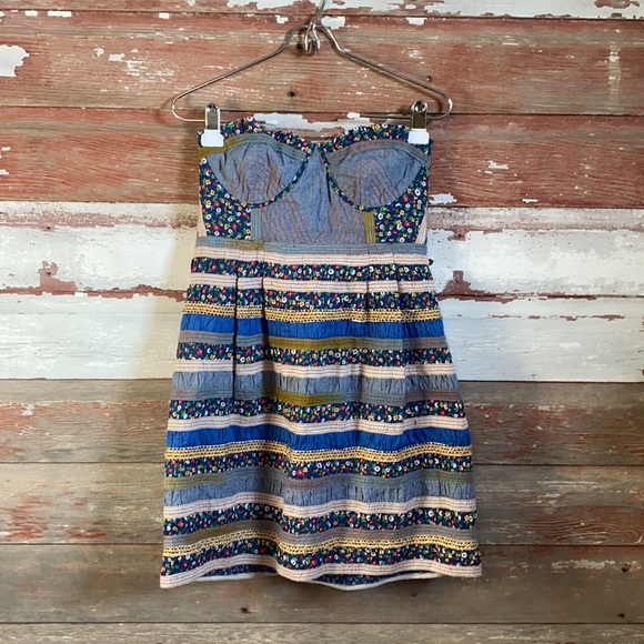 Free People Dresses & Skirts - Free People Strapless dress! Size 6!